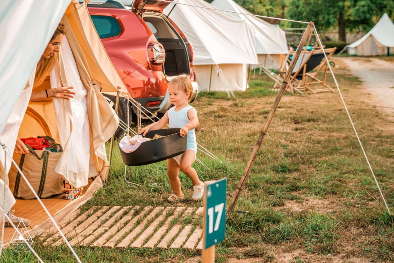 Lodg'Ing Nature Camp Chateaux De La Loire Cellettes  ภายนอก รูปภาพ